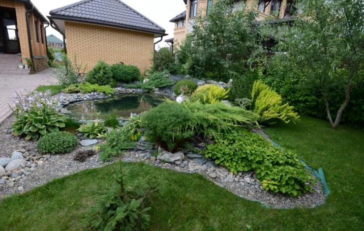 круглый водоем в дизайне