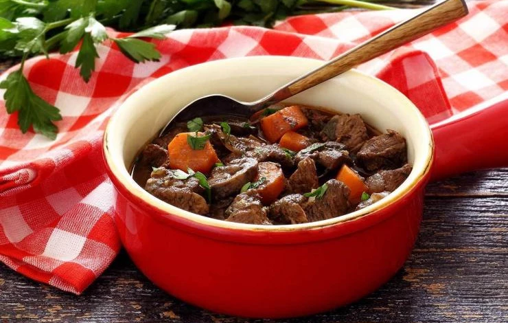 жаркое со свининой и овощами