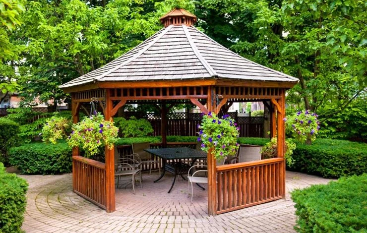 беседка на даче как построить
