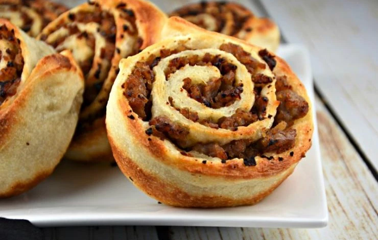 картофельные рулетики с фаршем