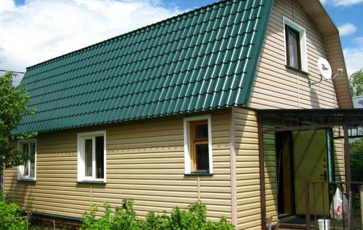 Покрытие из металлочерепицы