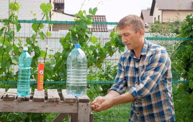 умывальник из пластиковой бутылки