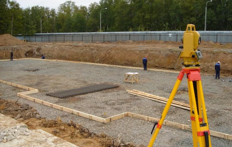 Как правильно сделать ленточный фундамент