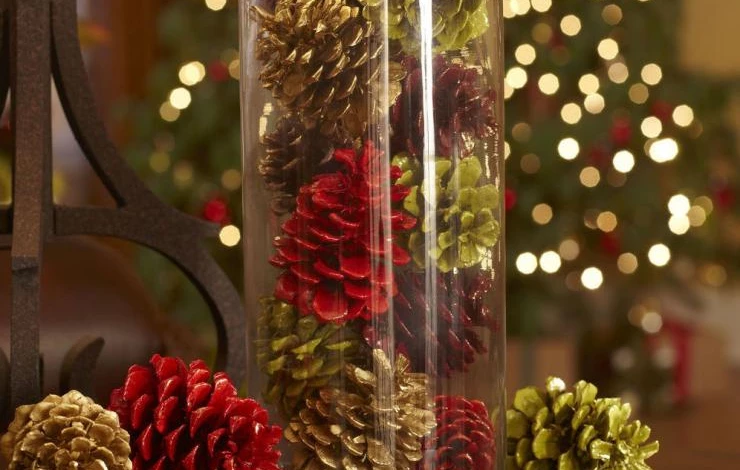 украшение шишками на новый год