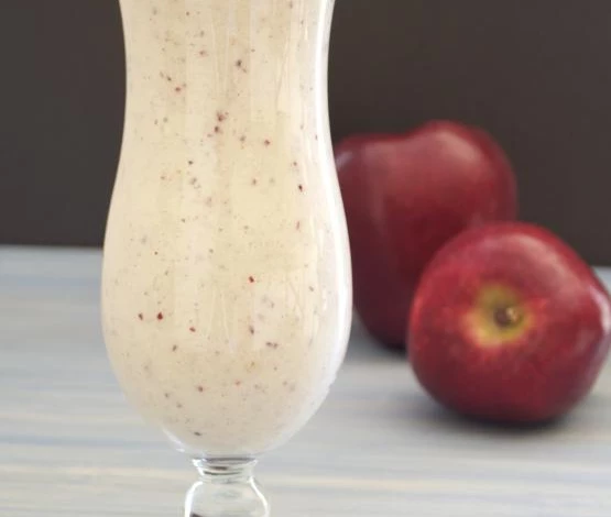 Молочный коктейль с яблоком
