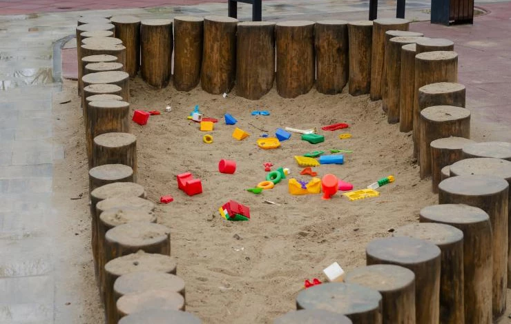 самодельная песочница из дерева