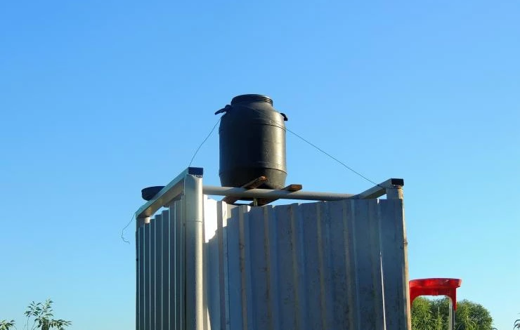 Установка дачного душа