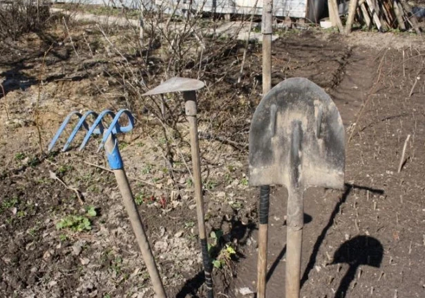 Дачные инструменты