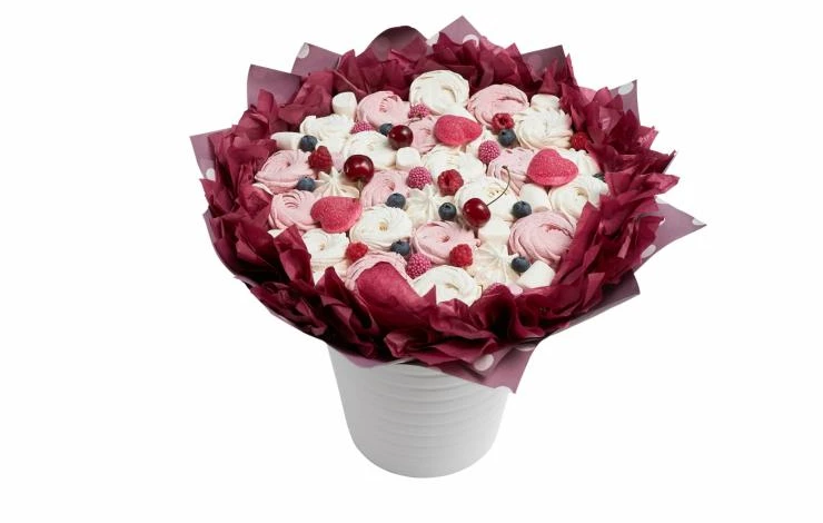 Сладкий букет для девочки на день рождения