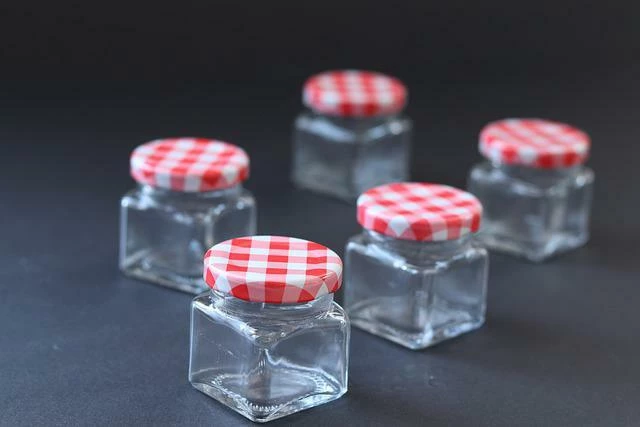 Стеклянные баночки