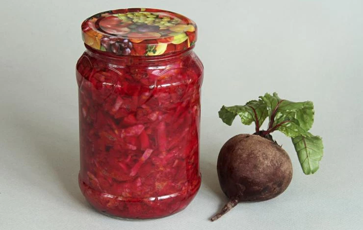 Салат из капусты и свеклы в банке