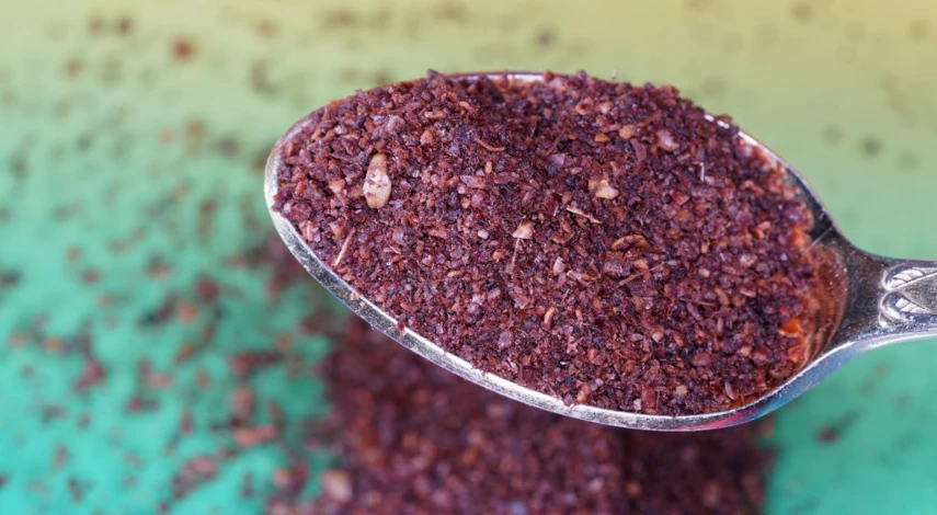 Специи из ягод сумаха