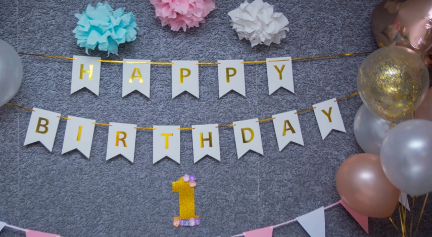 Фотозона из бумаги