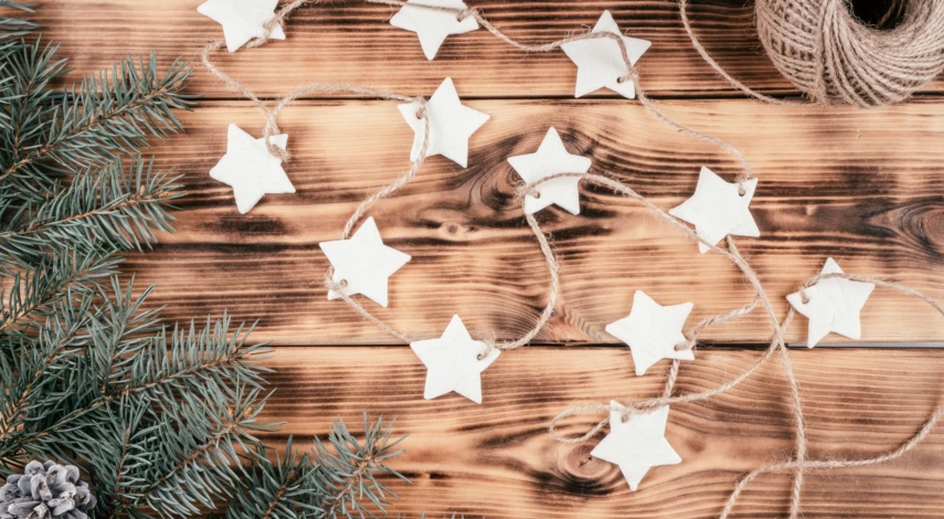 новогодняя гирлянда из картона