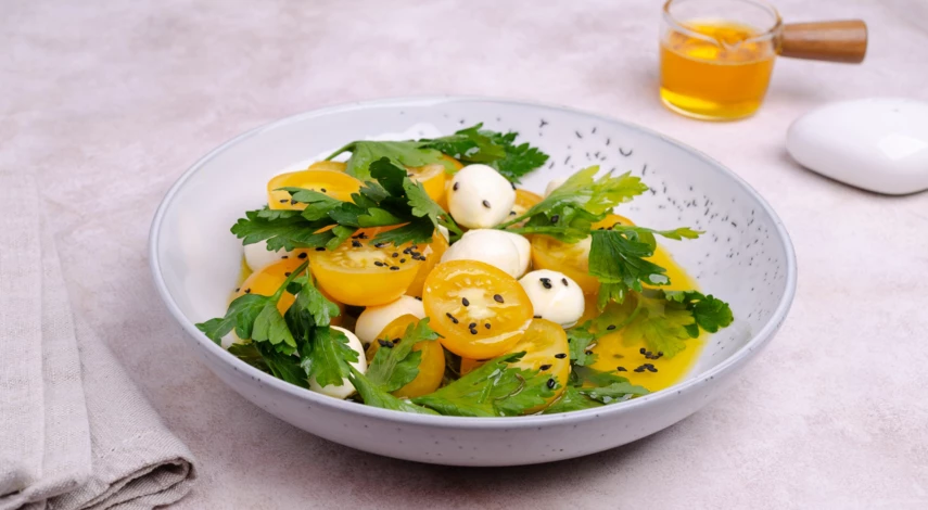 Блюдо из томатов Хурма