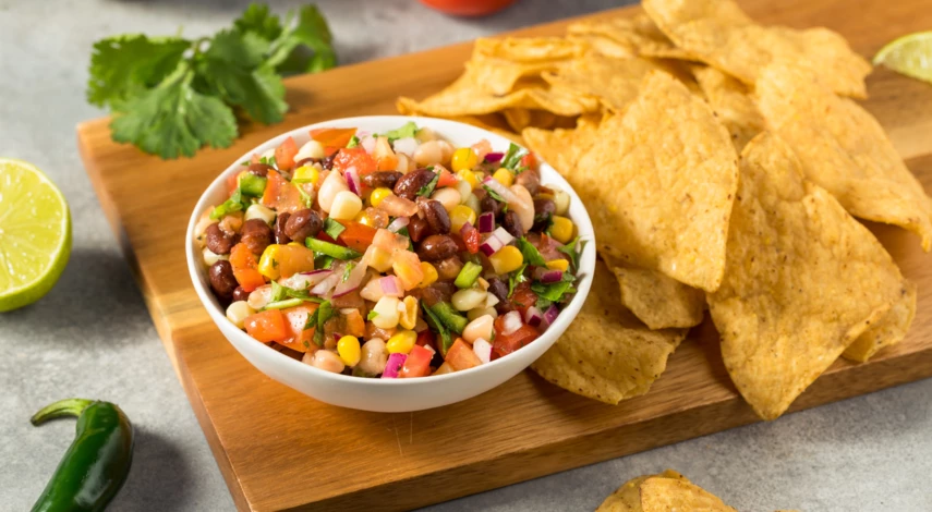 Салат с фасолью