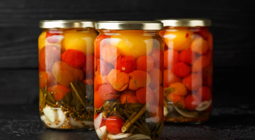 Маринованные томаты черри