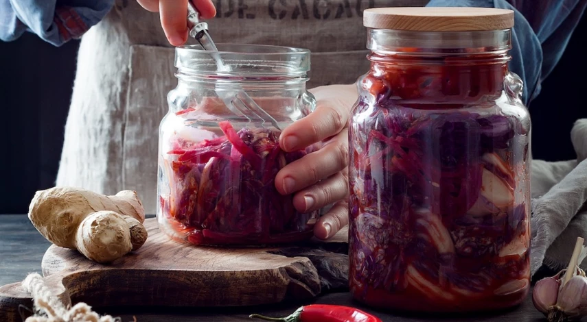 Краснокочанная капуста на зиму в банках