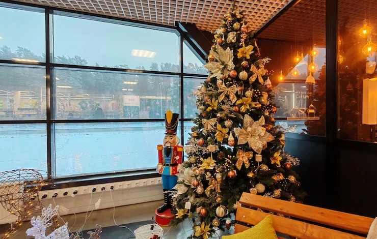 как выбрать елку искусственную для дома качественную