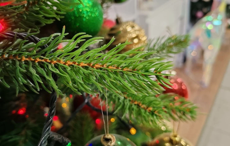 как правильно выбрать елку для дома искусственную